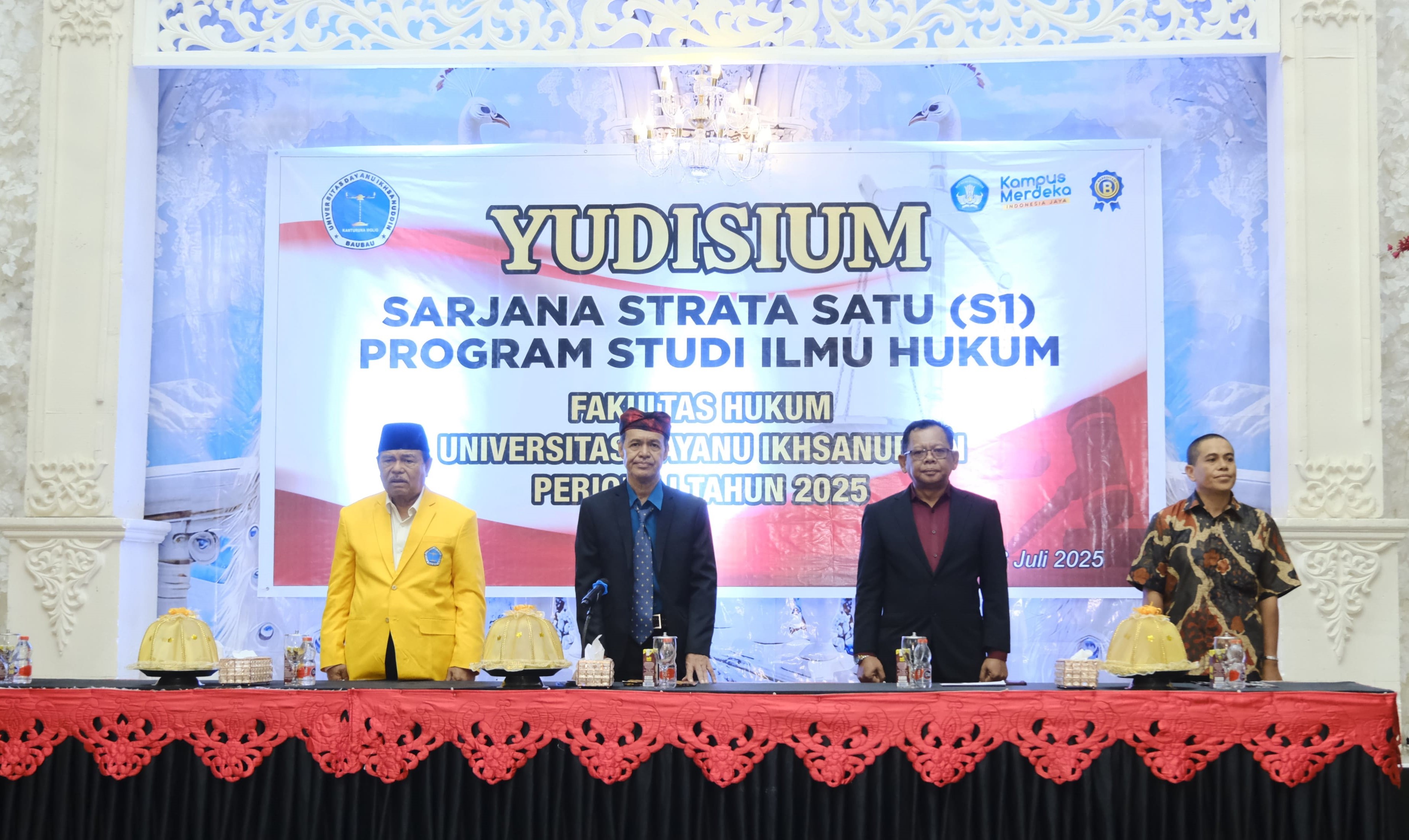 Yudisium Fakultas Hukum Unidayan: 69 Mahasiswa Resmi Menyandang Gelar Sarjana Hukum