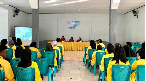 TIM SUPERVISI KKN-T UNIDAYAN MENILAI PROKER MAHASISWA KKN KEC. SANGIA WAMBULU