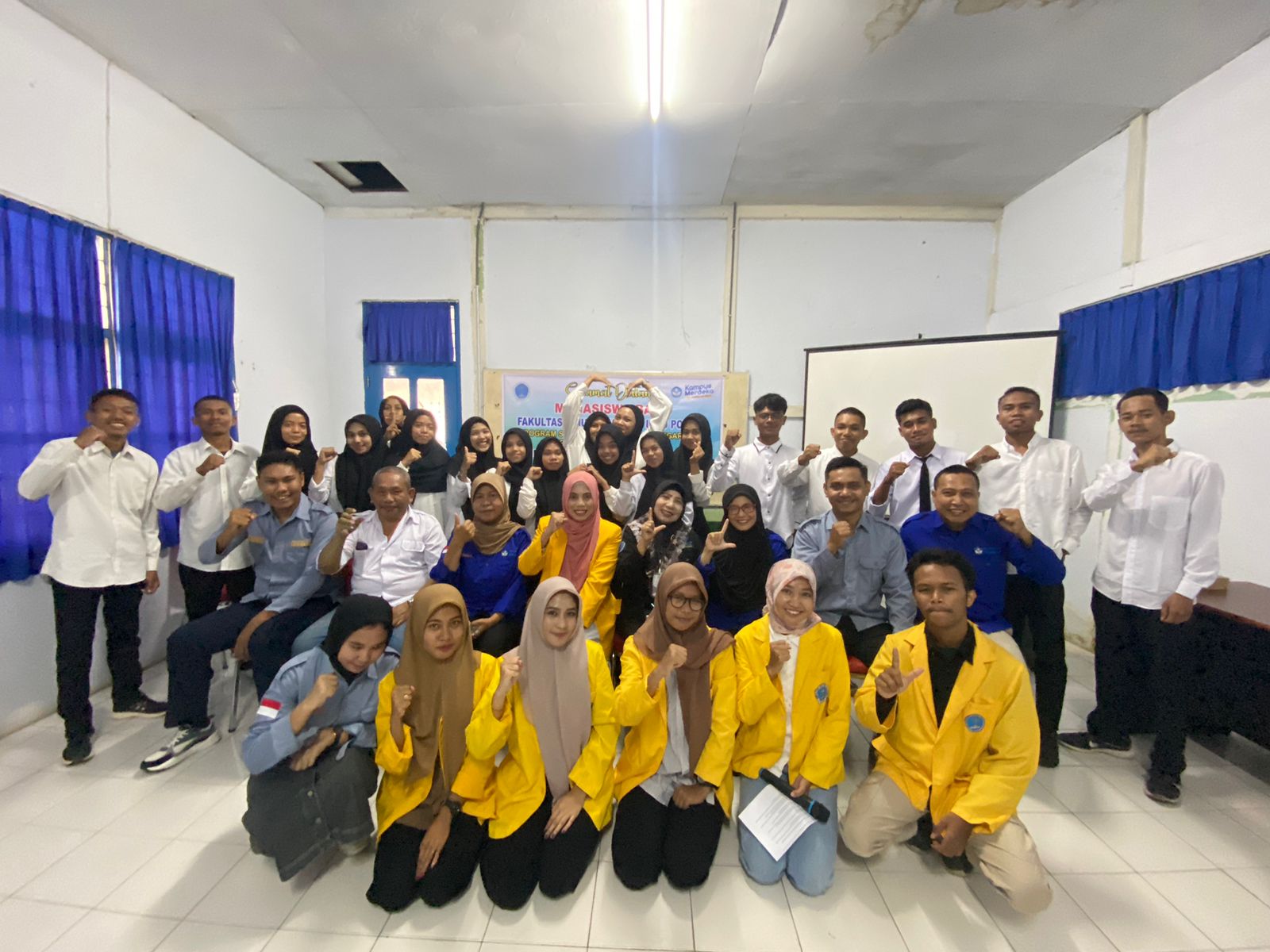 FISIP UNIDAYAN MELAKSANAKAN PKKMB T.A 2024/2025