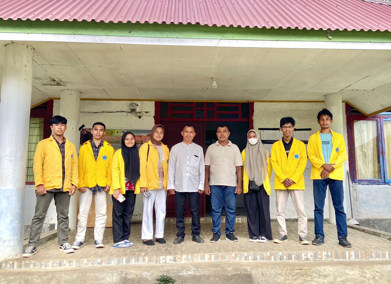 Studi Lapangan Tentang Dinamika Penambang Pasir Pantai Di Kelurahan Masiri Kab. Buton Selatan