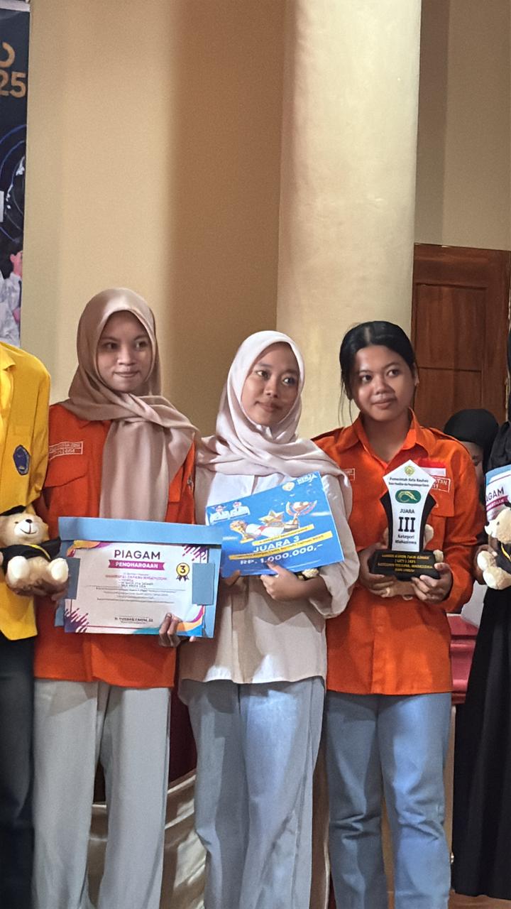 3 Mahasiswa Ilmu Administrasi Negara Unidayan Raih Juara 3 Lomba Karya Tulis Ilmiah di Balitbangda Baubau