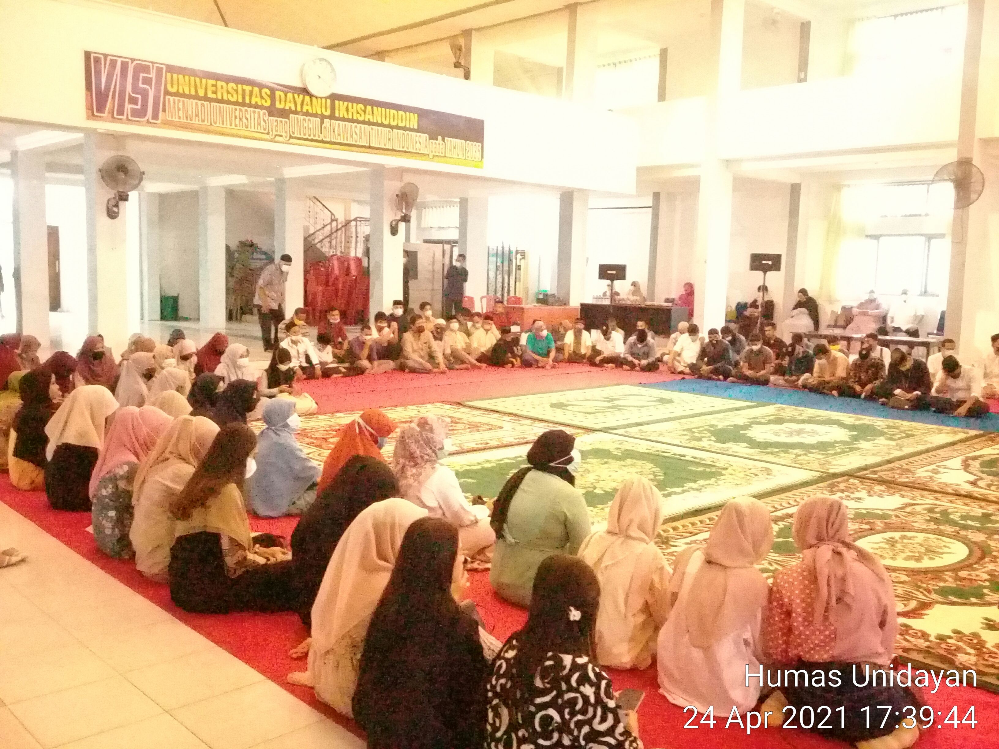 Berbuka Puasa Bersama Keluarga Besar Universitas Dayanu Ikhsanuddin UNIDAYAN