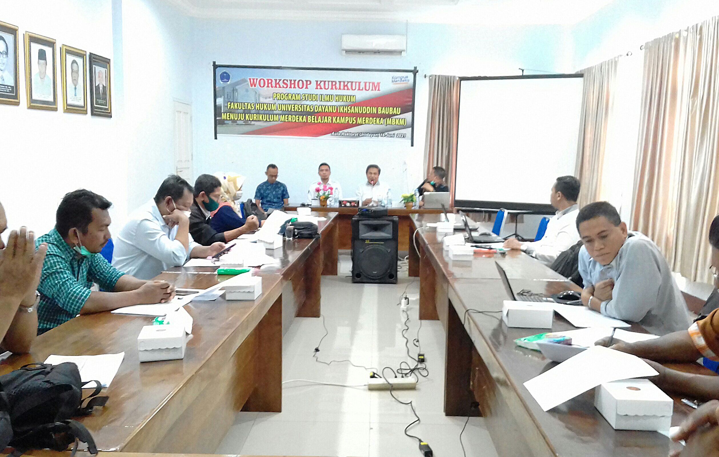 Workshop Kurikulum Program Studi Ilmu Hukum