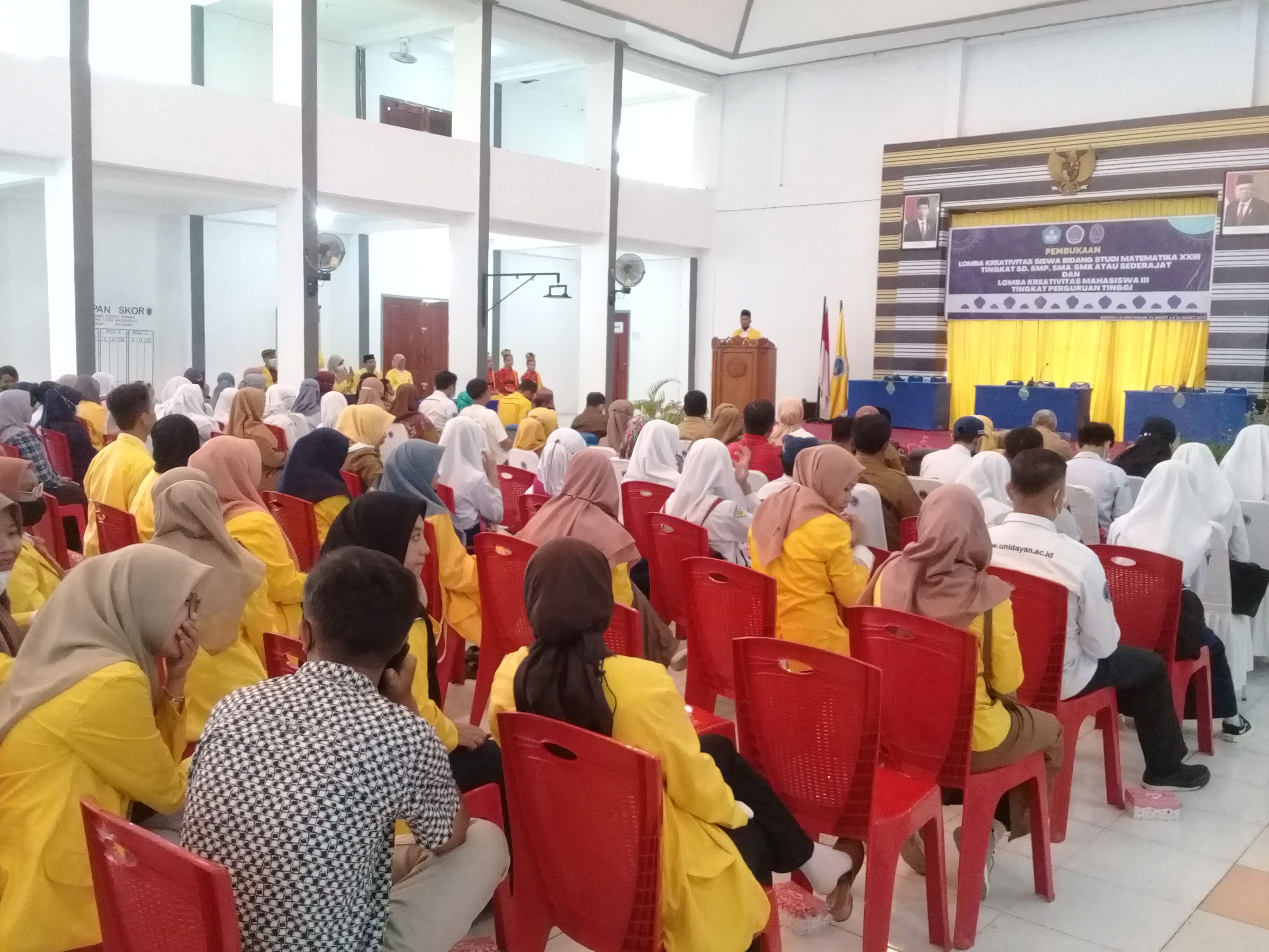 Pembukaan Lomba Kreativitas Siswa Bidang Studi Matematika Ke-23 Tingkat SD, SMP, SMA, SMK Sederajat dan Lomba Kreativitas Mahasiswa Ke-3 Tingkat Perguruan Tinggi