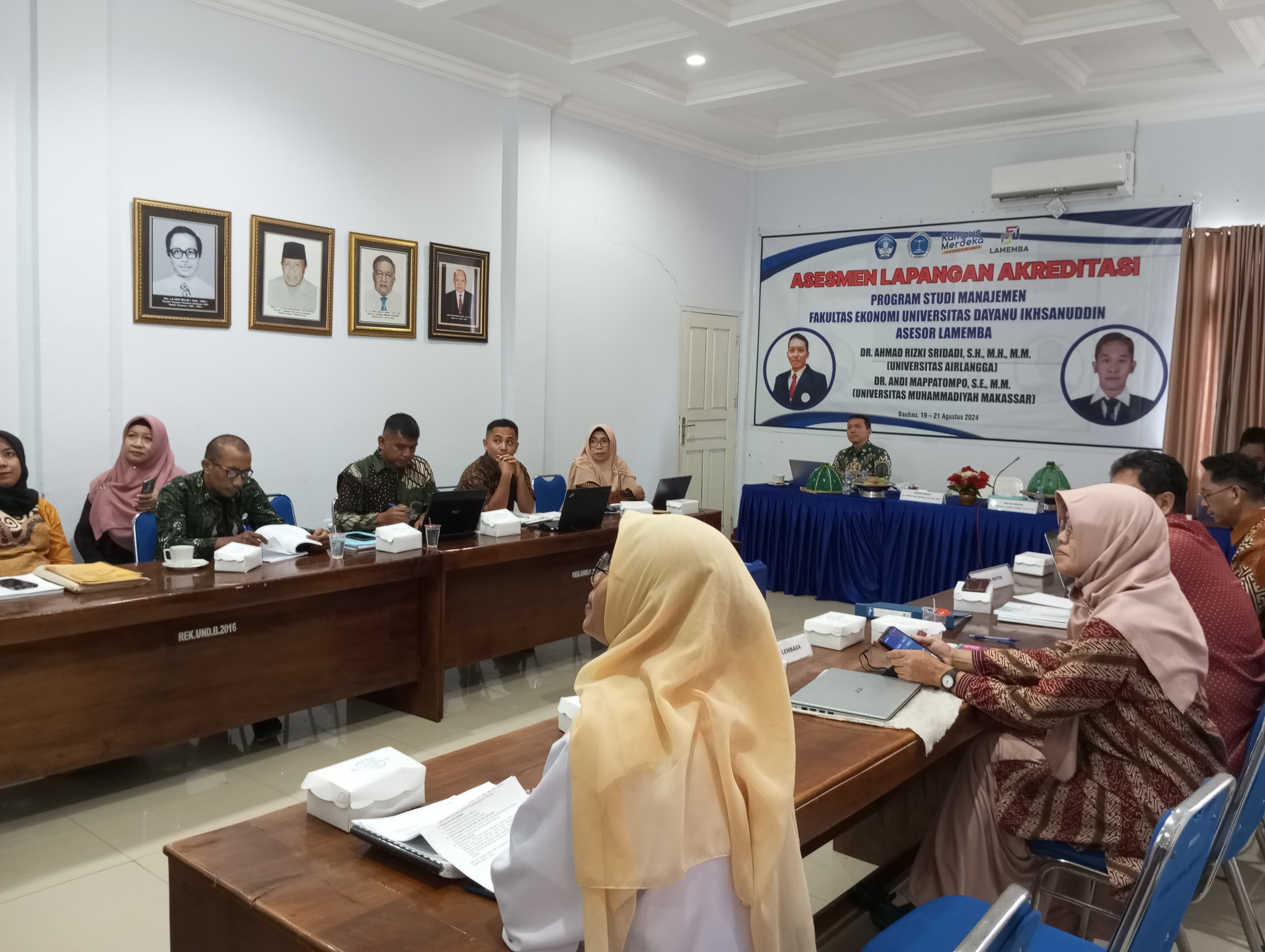 ASESMEN LAPANGAN AKREDITASI PROGRAM STUDI MANAJEMEN FAKULTAS EKONOMI OLEH TIM ASESOR LAMEMBA