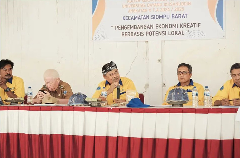 REKTOR PIMPIN SUPERVISI KKN-T ANGKATAN X UNIVERSITAS DAYANU IKHSANUDDIN KEC. SIOMPU BARAT, KAB. BUTON SELATAN