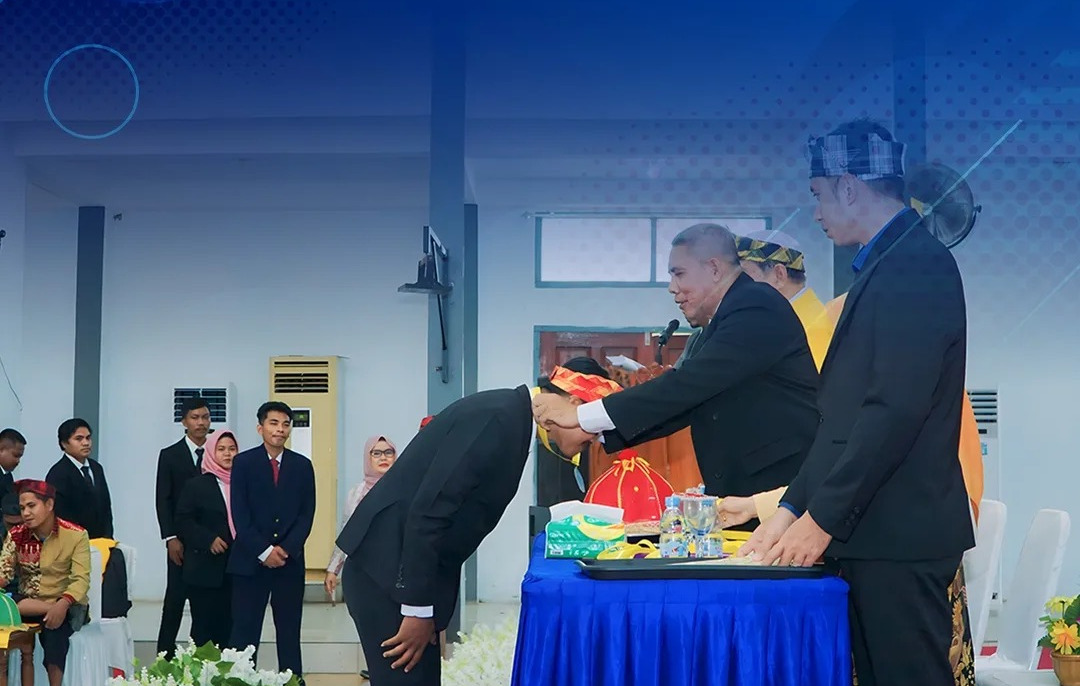 YUDISIUM ANGKATAN XXIX FAKULTAS TEKNIK UNIDAYAN: 165 MAHASISWA RESMI MENYANDANG GELAR SARJANA TEKNIK