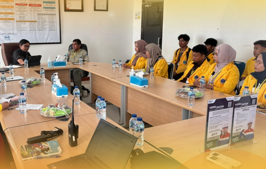 MAHASISWA MANAJEMEN FEKON UNIDAYAN KUNJUNGI PT. PERTAMINA ENERGI TERMINAL BAUBAU: BELAJAR LANGSUNG PELAKSANAAN SOP DAN MANAJEMEN K3