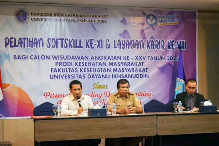 PENGUATAN PERSONAL BRANDING DAN NETWORKING, FKM UNIDAYAN GELAR PELATIHAN SOFTSKILL XI