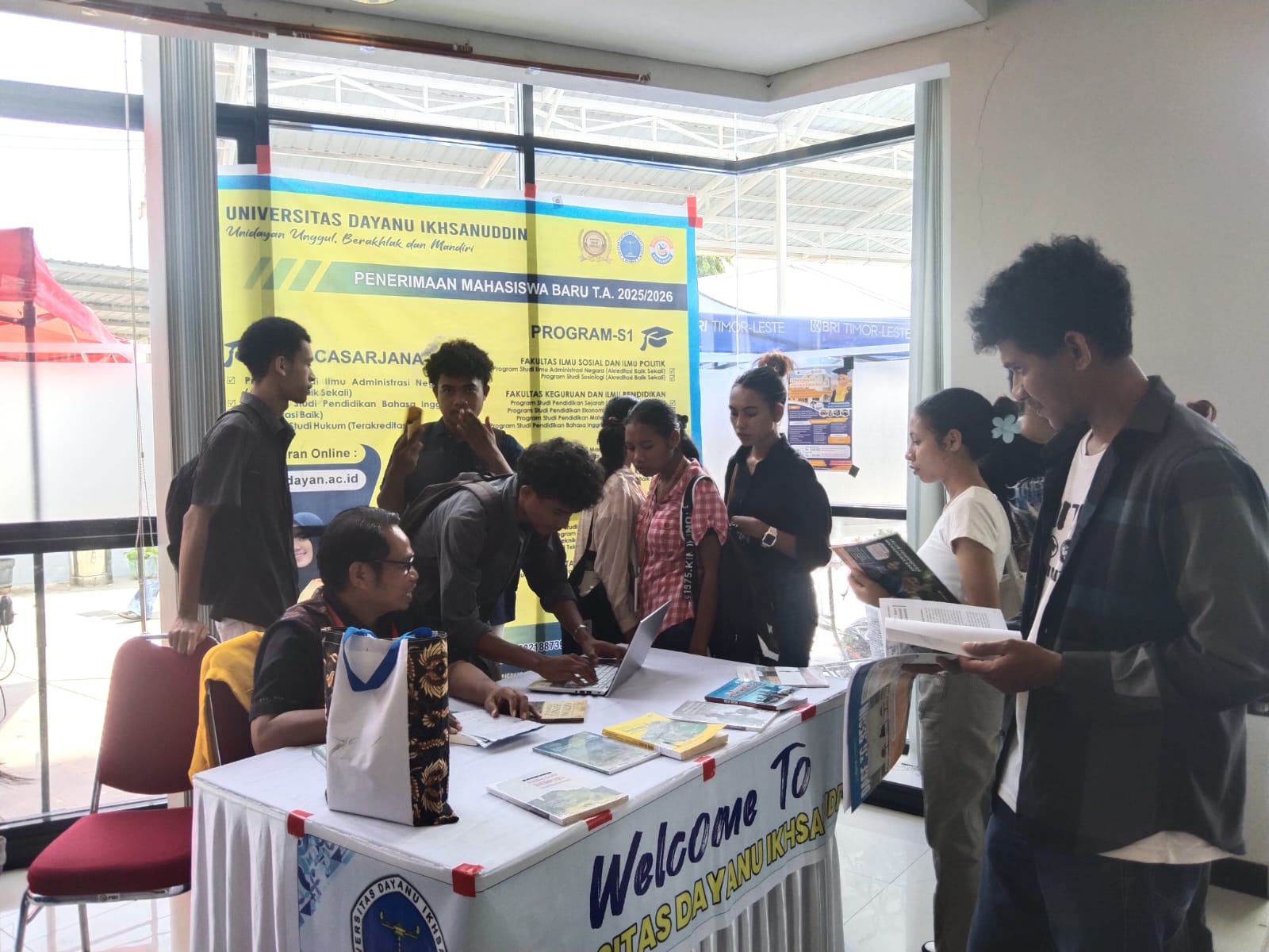 PERLUAS JEJARING INTERNASIONAL, UNIDAYAN IKUT PAMERAN PENDIDIKAN DI TIMOR LESTE